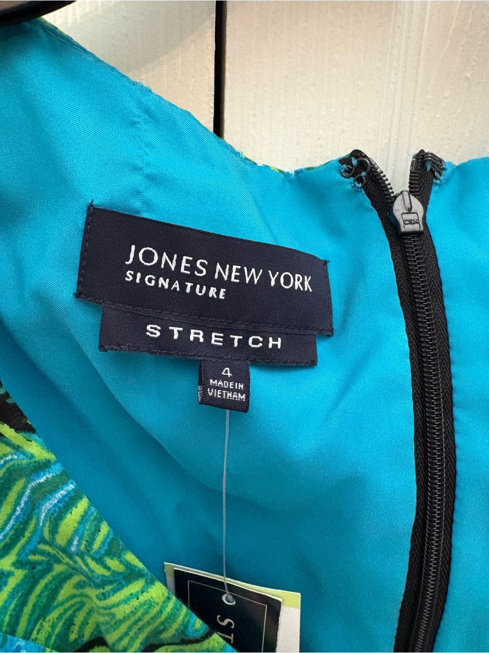 Jones New York Vibrant Tropical Sheath in Turquoise & Lime - Picture 4 of 4